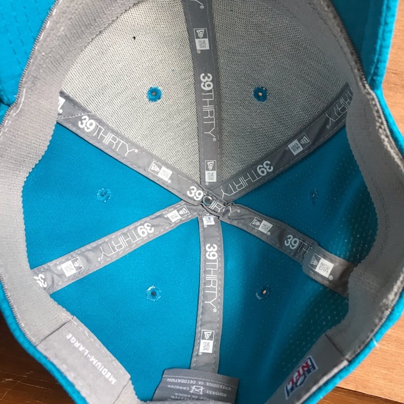 New Era NFL (Panthers) Hat - Picture 3 of 5
